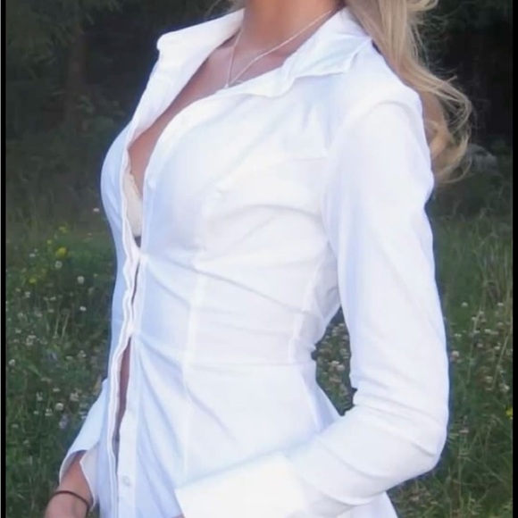 Babaton Ruched button-up blouse - Picture 1 of 4